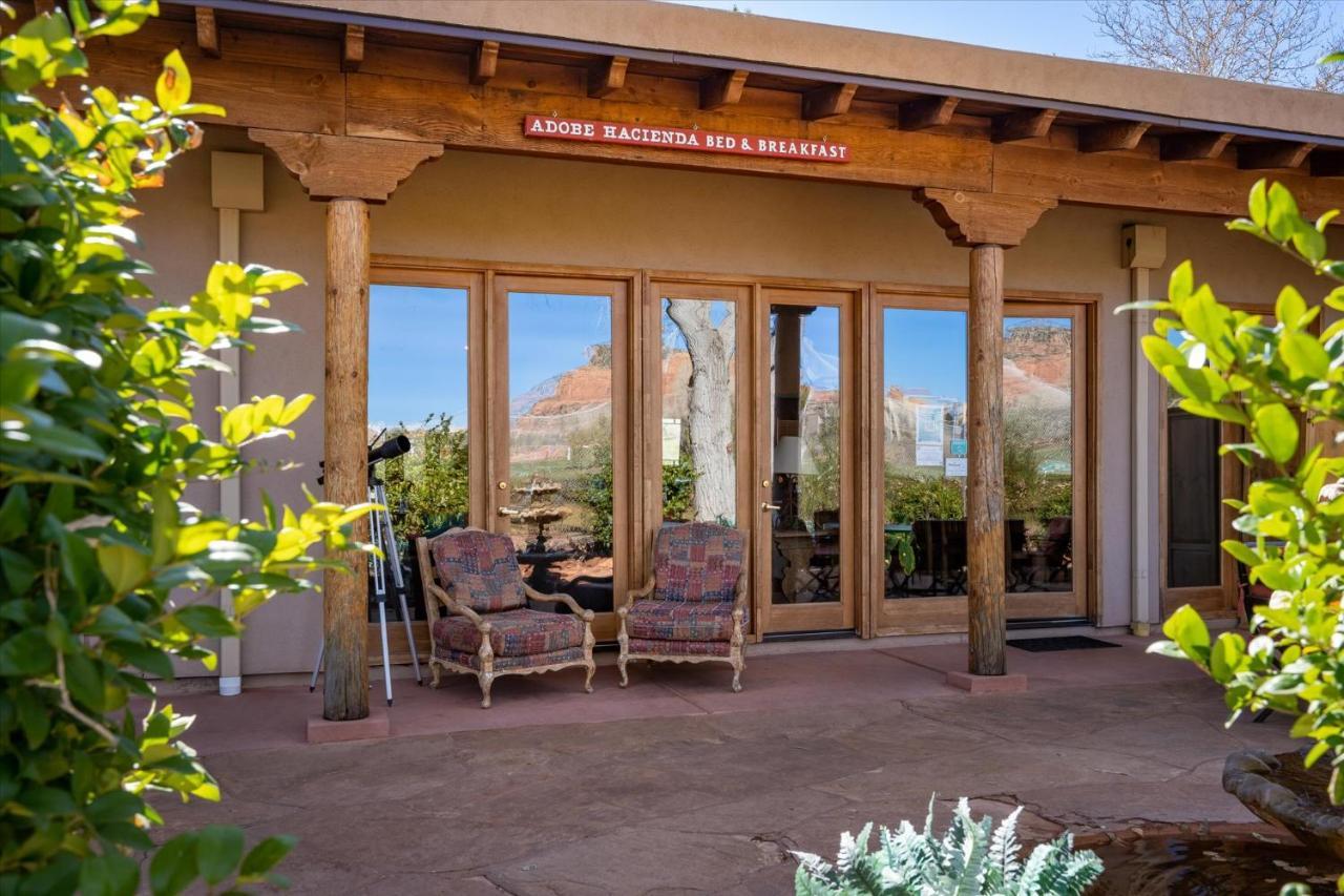 Adobe Hacienda Inn Sedona Bagian luar foto